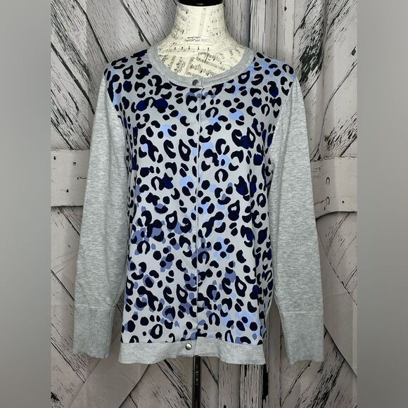 Chico’s Knit Button Front Leopard Print Cardigan Sweater Gray Large NWT - Picture 1 of 11